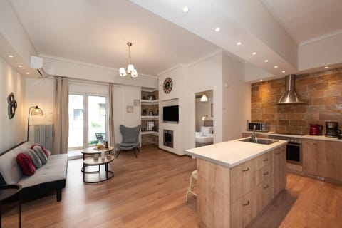 TV and multimedia, Coffee/tea facilities, Living room, kitchen