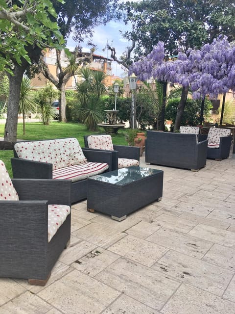 Garden, Garden view