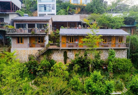Property building, Natural landscape, Garden, Garden view