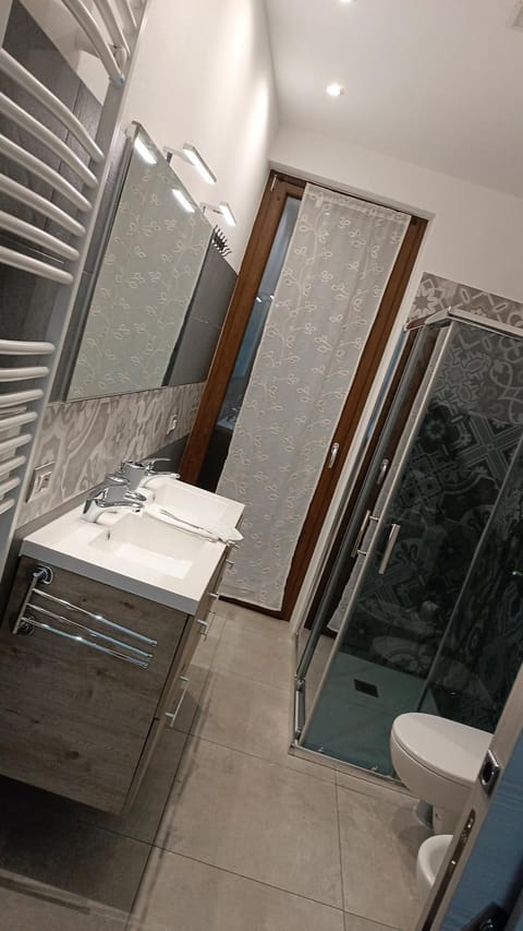 Home Vittoria Lago Di como Apartment in Como