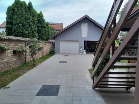 Apartman kod dide i bake Apartment in Vojvodina