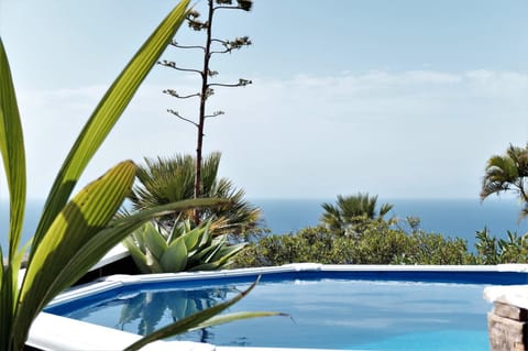 View (from property/room), Sea view, Swimming pool