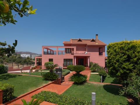 Property building, Day, Garden, Garden view