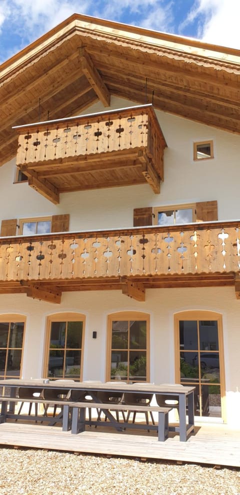 Chalet Sonnenbichl House in Garmisch-Partenkirchen