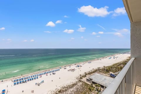 The Summit 1409 House in Upper Grand Lagoon