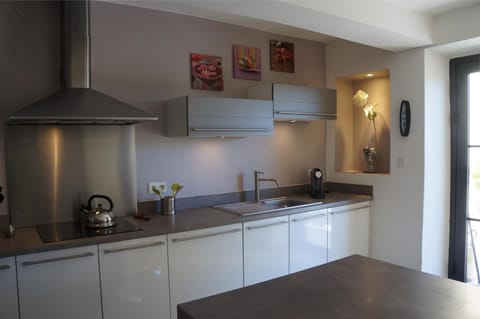 Le Mas Nathael House in Provence-Alpes-Côte d'Azur