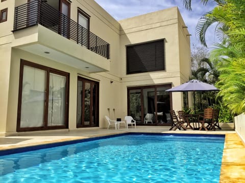 Property building, Swimming pool