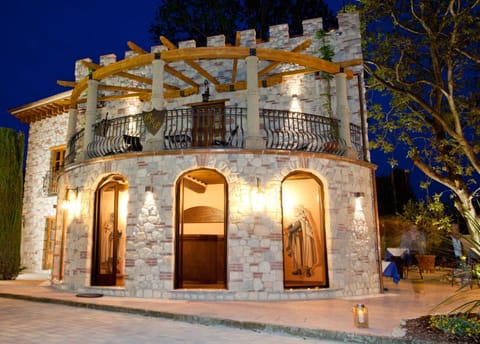 Facade/entrance, Facade/entrance, View (from property/room), Area and facilities