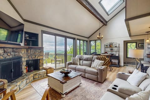 Skyleaf Villa 702 Apartment in Sugar Mountain