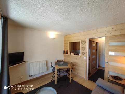 LES CHATAIGNIERS GRIS Apartment in Isola