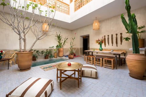 Seating area