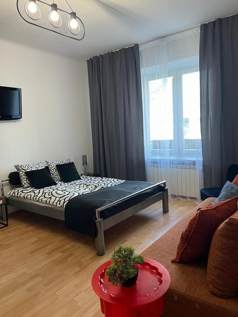 Bed, Photo of the whole room