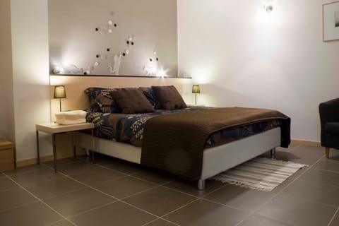 Bed, People, People, Bedroom, On site, Pets, Time of day, Family, Family