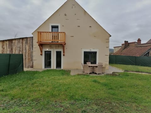 Le bief chez Thérèse et Herve House in Bourgogne-Franche-Comté