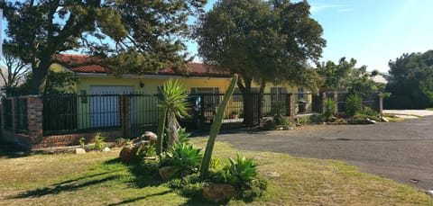Property building, Garden view