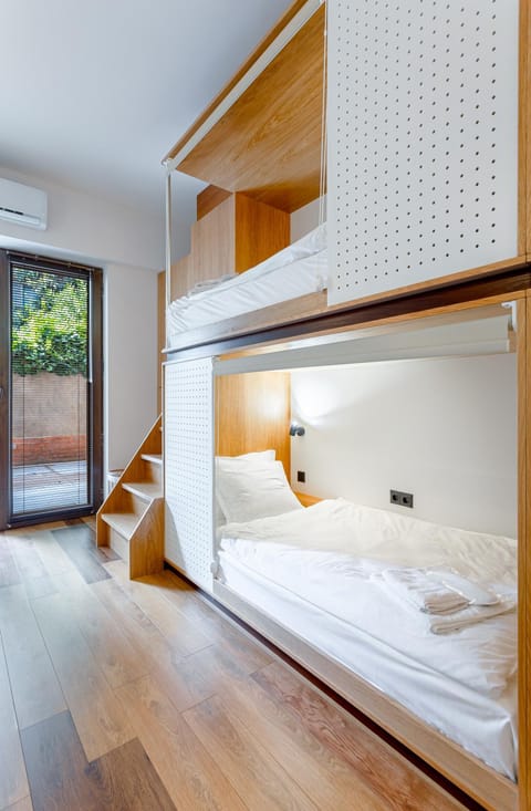 bunk bed