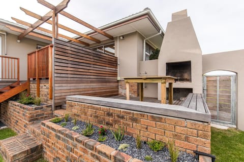 Facade/entrance, BBQ facilities