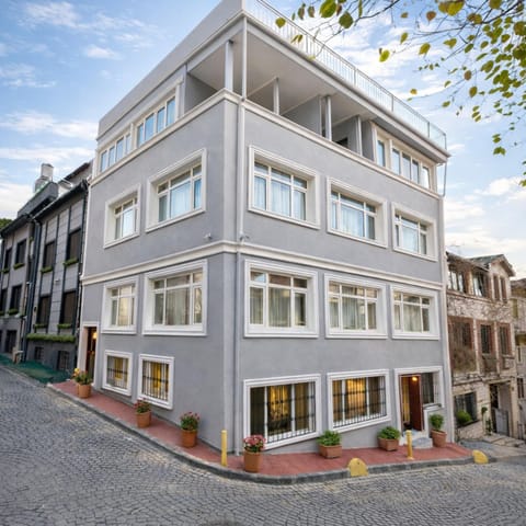 Property building, Off site, Day, Street view