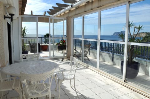 La Paz, ático, 2 dormitorios, Moreira, by Bookindenia Apartment in Moraira