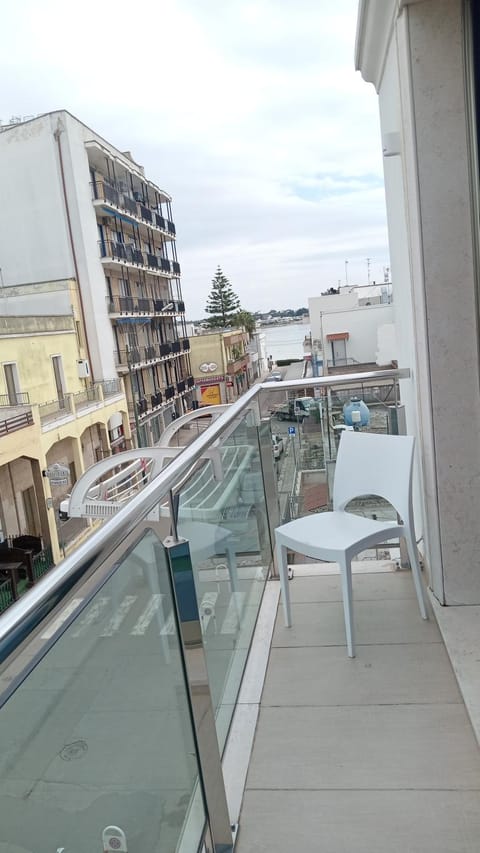 View (from property/room), Balcony/Terrace