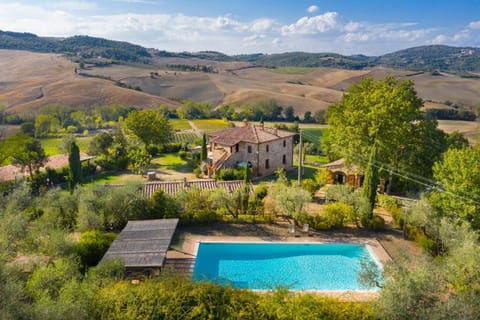 Property building, Natural landscape, Pool view, Swimming pool