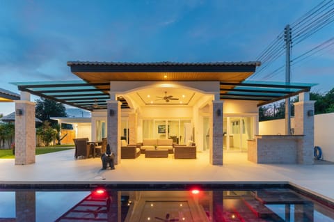 Property building, Balcony/Terrace