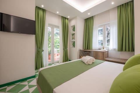 Communal lounge/ TV room, Bed