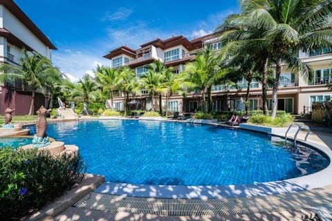 Property building, Swimming pool