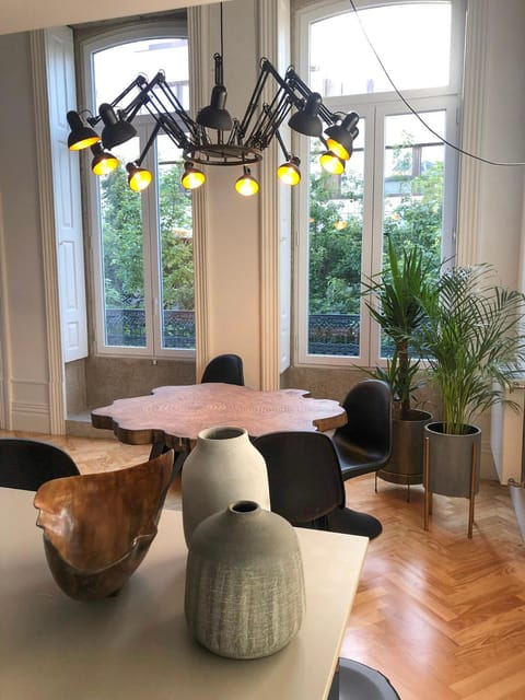 Living room, Decorative detail, Seating area, Dining area