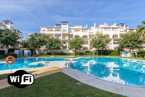 Residencial Duquesa 18 Apartment in San Luis de Sabinillas