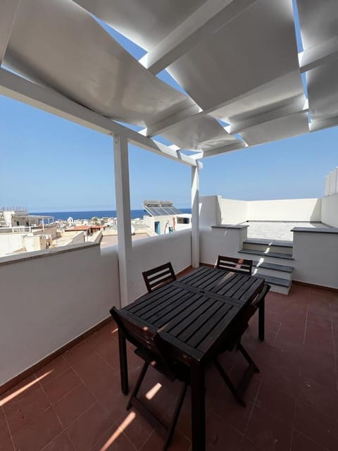 View (from property/room), Balcony/Terrace, Sea view