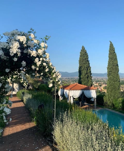 Casa le valli House in Emilia-Romagna