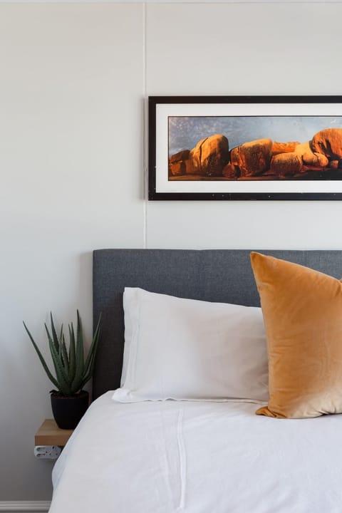 Bed, Decorative detail