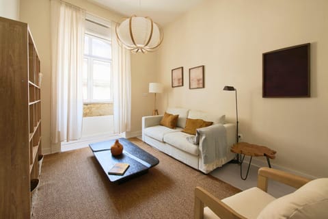 Communal lounge/ TV room, Bed, TV and multimedia, View (from property/room), Living room