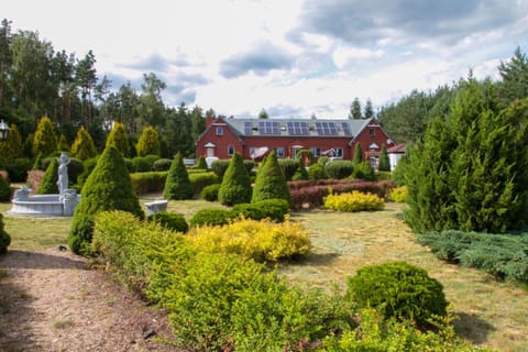 Property building, Spring, Garden, Garden view