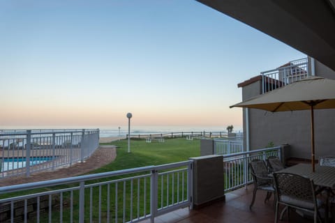 Patio, Garden, View (from property/room), Pool view, Sea view, Swimming pool, Sunset