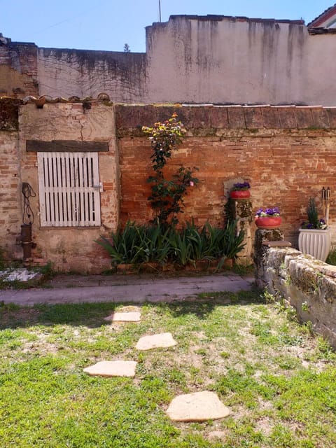 Property building, Garden