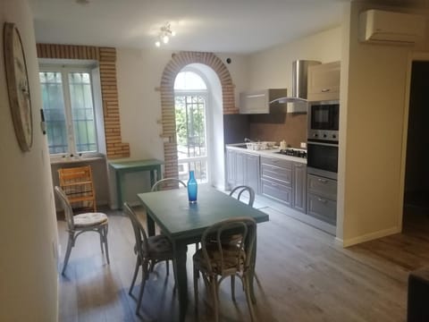 Appartamento Emma e Silvio Apartment in Desenzano del Garda