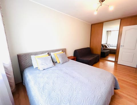 Bed, Bedroom, wardrobe