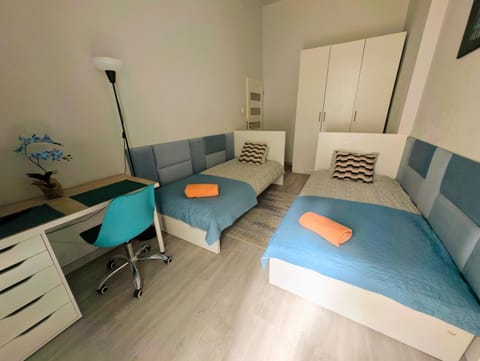 Living room, Bedroom