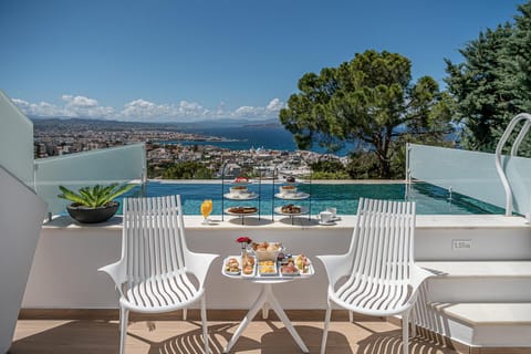 Patio, Day, Natural landscape, View (from property/room), Balcony/Terrace, Balcony/Terrace, Food and drinks, Food, Sea view, Swimming pool, Breakfast, Breakfast