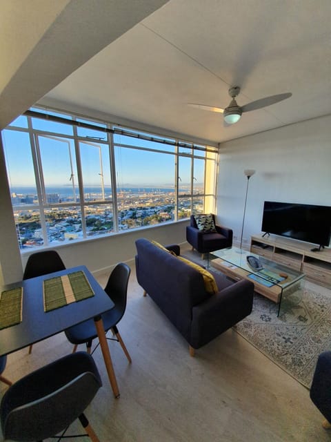 Disa Park 14th Floor Apartment with City Views Apartment in Cape Town