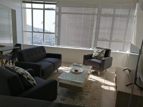 Disa Park 14th Floor Apartment with City Views Apartment in Cape Town