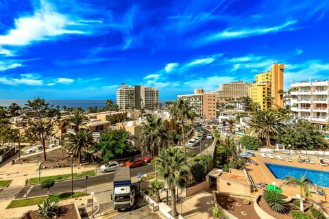City view, Garden view, Sea view