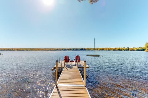 Sunset Point Cottage House in Orland