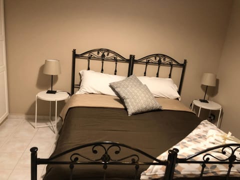 Bed, Bedroom, wedding