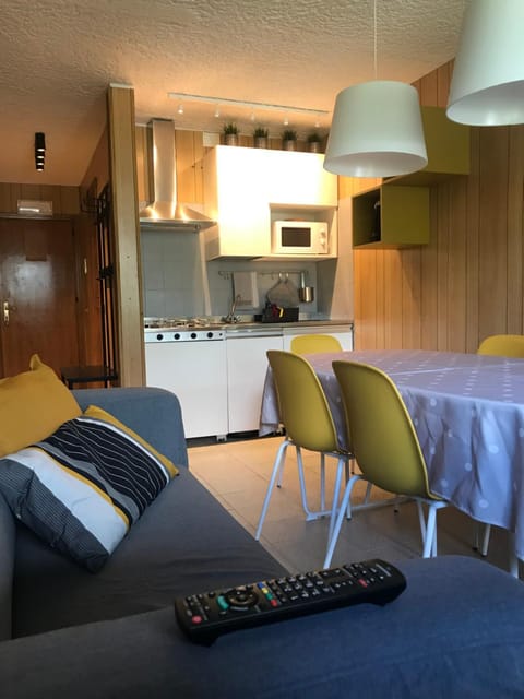 LE VOLPI Marilleva 1400 Apartment in Province of Brescia