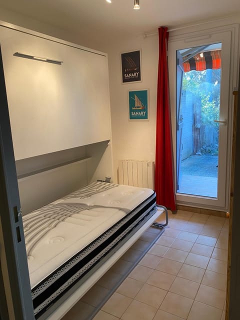 T2 Rez de jardin 300m Plage de Beaucours Sanary sur Mer Apartment in Sanary-sur-Mer