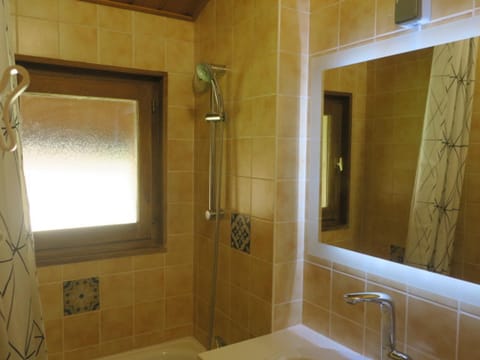 Appartement 6 personnes avec balcon sud et parking à Châtel - FR-1-198-189 Apartment in Châtel