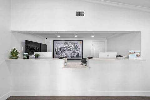 Lobby or reception, Lobby or reception